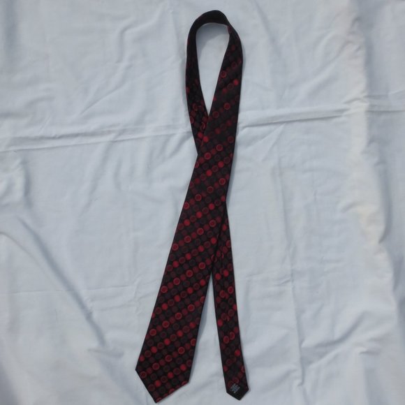 4/$14 ALFANI mens SILK tie CIRCLES red BLACK dots - Picture 2 of 5